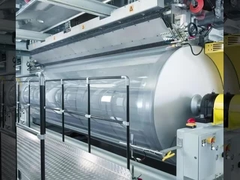 mit einer Breite von mehr als 20 mm,