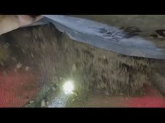 Rot-Schwarz-Gummi-Bildschirm