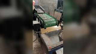 Funktionsweise des Wirbelstromabscheiders nach dem Zerkleinern und Zerkleinern