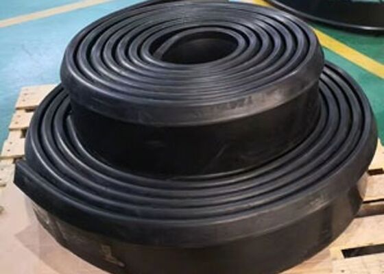 PU Conveyor Belt Skirting Long Wear Life Iron Ore Conveyor Dust Control Solution