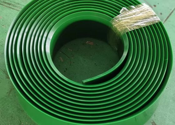 Polyurethane Conveyor Sealing Skirt 90 Shore A High Wear Resistance Bulk Conveyor