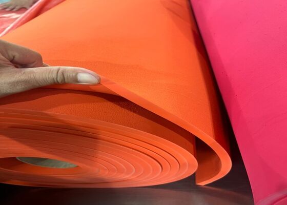 Bolt Fixed Natural Rubber Wear Liner with 80 Shore A Hardness and Liquid-Phase Processing for Mining Wear Protection