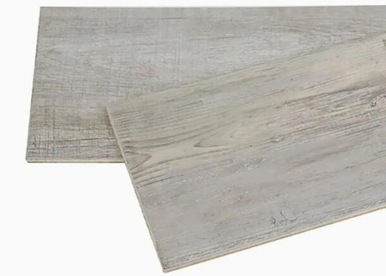 SPC-Wasserdichte Badezimmerwandplatten mit mehrfarbiger Bodenfläche mit einer Breite von 1200 mm