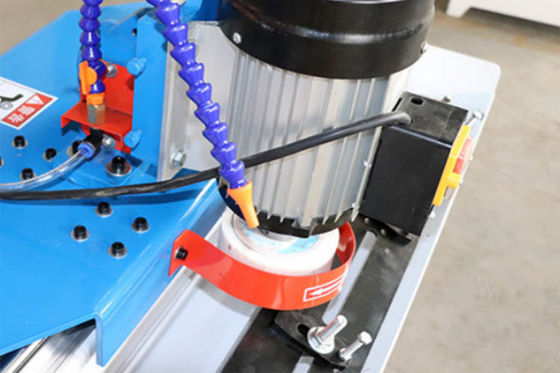 Schleifmaschine für Abfälle aus Kunststoff Schleifmaschine Schleifmaschine